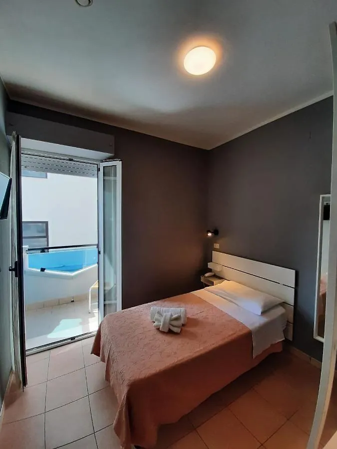 Hotel Originale By Alehotels リミニ 3*,  イタリア